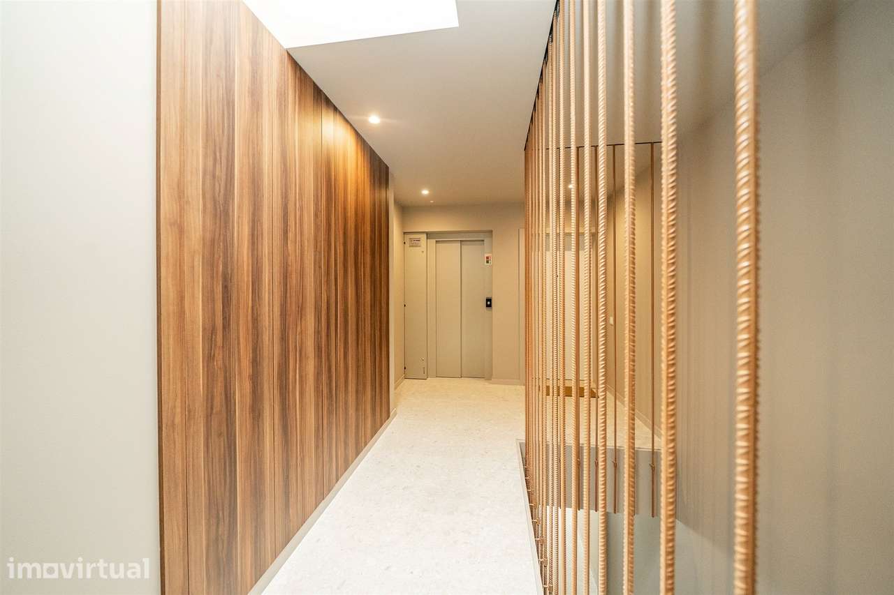 Apartamento T1 + Escritório  | Novo  | Equipado e Mobilado  | Zona Mat - Grande imagem: 5/26