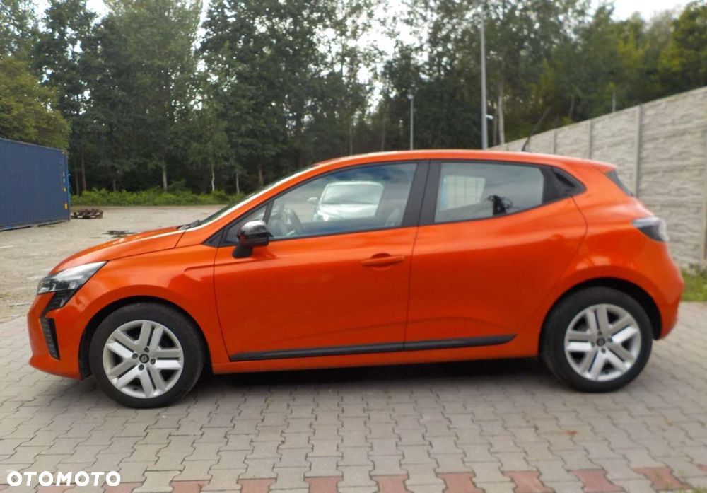 Renault Clio - 12
