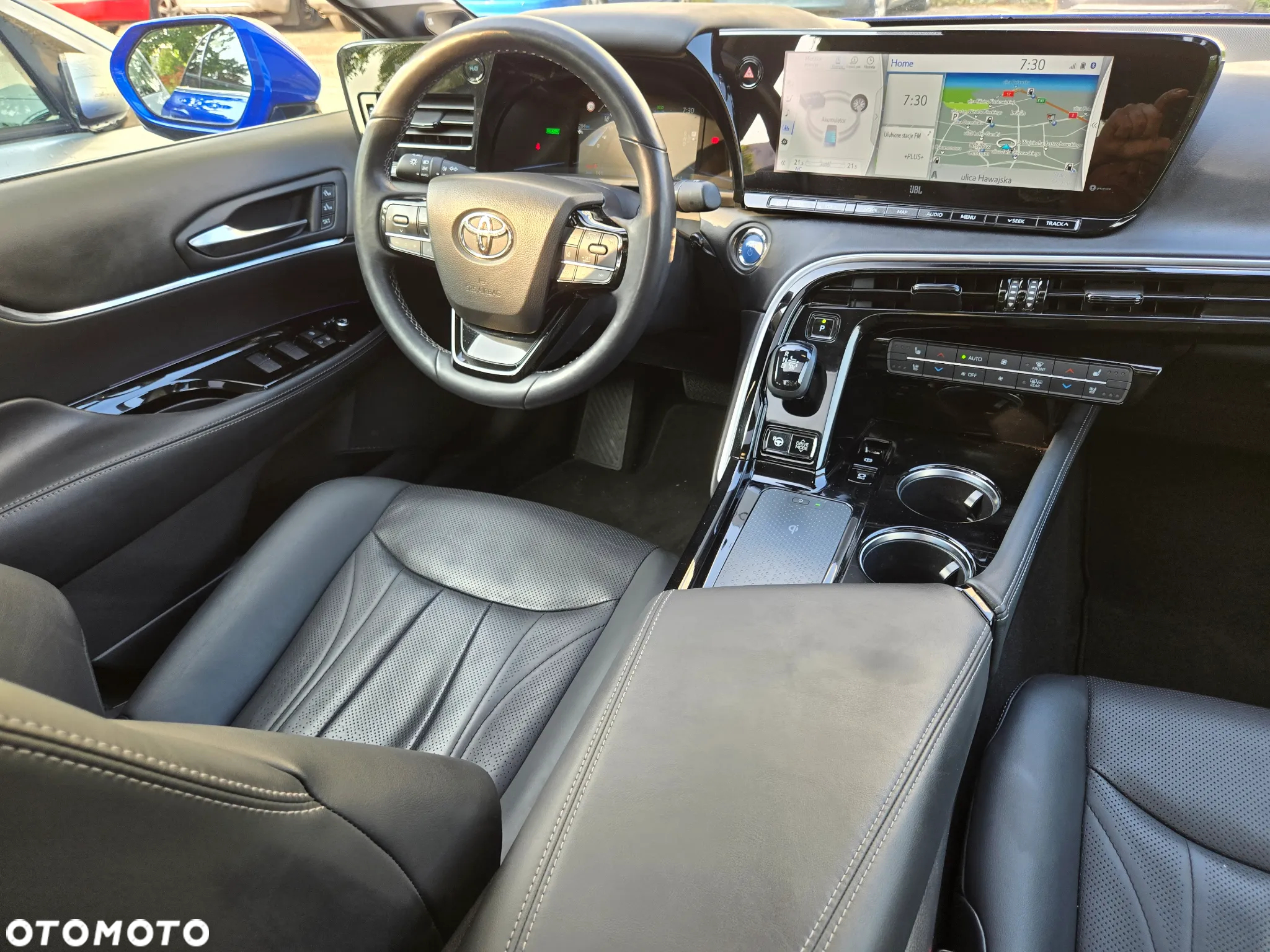 Toyota Mirai Executive - 17