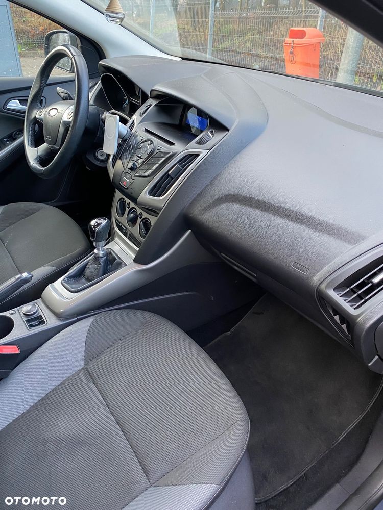 Ford Focus 1.6 TDCi Trend - 24