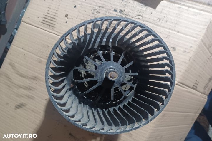 Ventilator aeroterma 3M5H18456AD Ford Focus 2  [din 2004 pana  2008] seria wagon 5-usi 1.6 AT (101 - 1