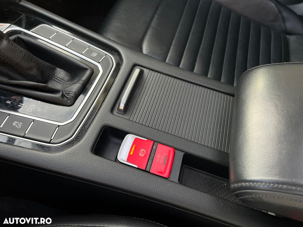 Volkswagen Passat - 28