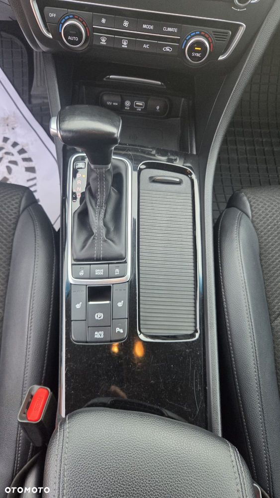 Kia Optima 1.7 CRDI GT Line DCT - 28