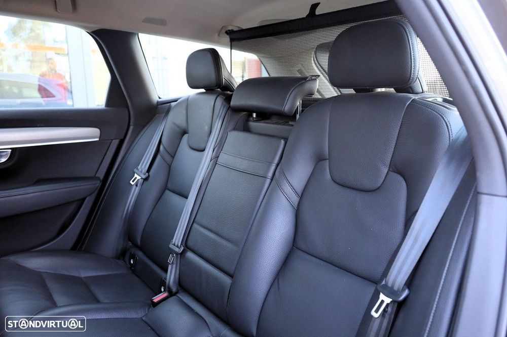 Volvo V90 2.0 T6 PHEV Inscription Expression AWD - 11