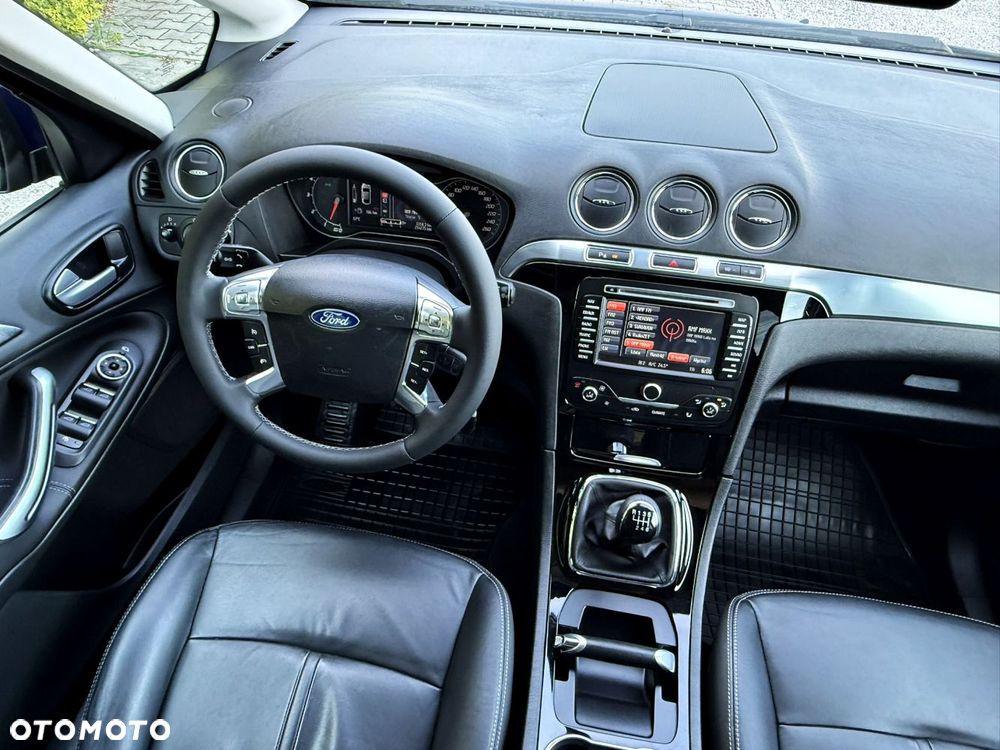Ford S-Max - 27