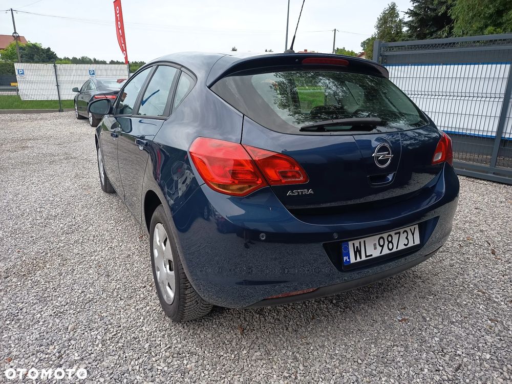 Opel Astra 1.6 Automatik Edition - 7