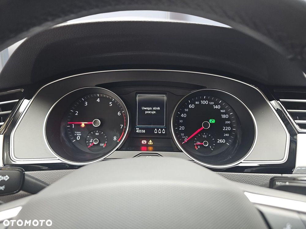 Volkswagen Passat Variant 1.5 TSI EVO Business DSG - 16