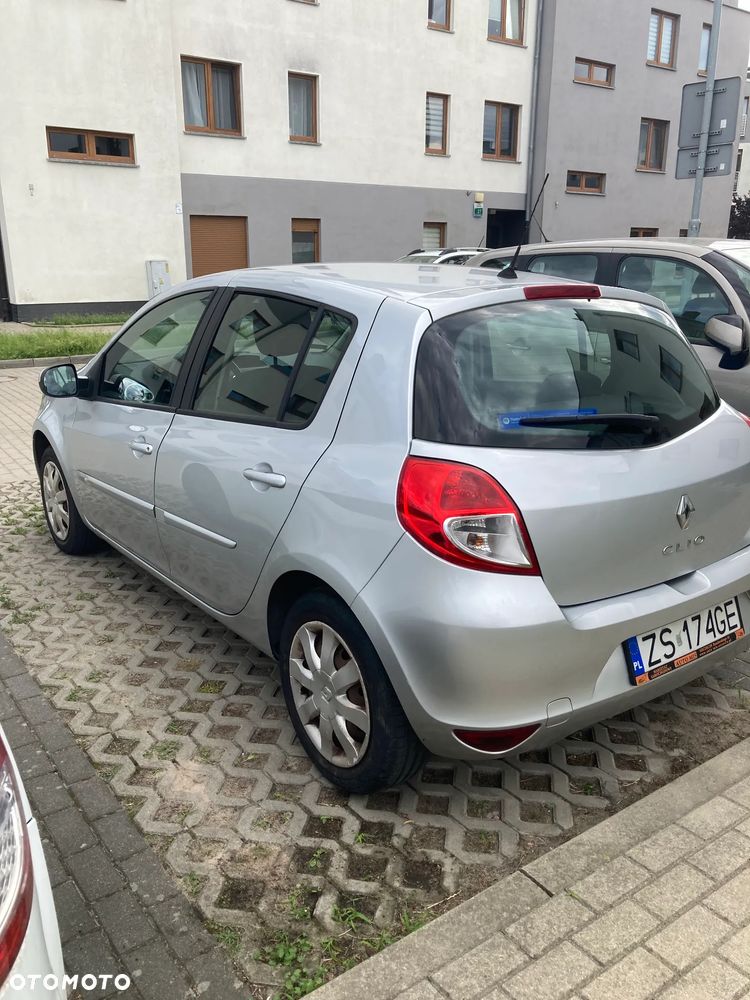 Renault Clio 1.5 dCi Alize - 2