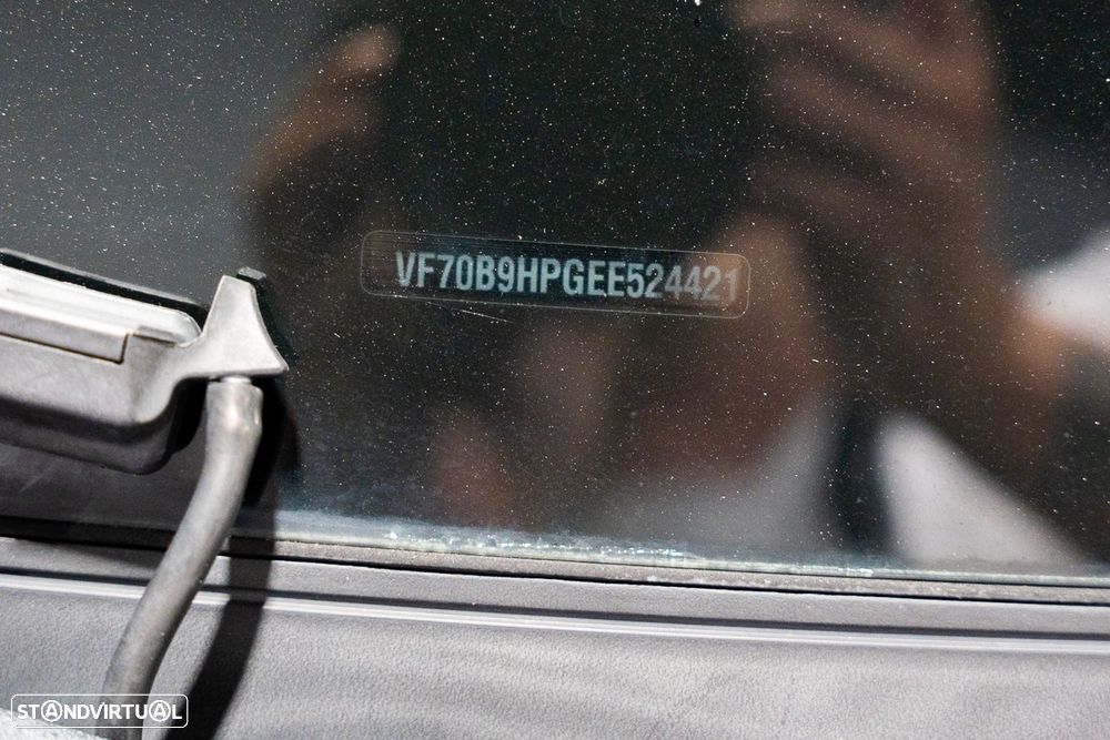 Citroën C4 Cactus 1.6 e-HDi Shine ETG6 - 24