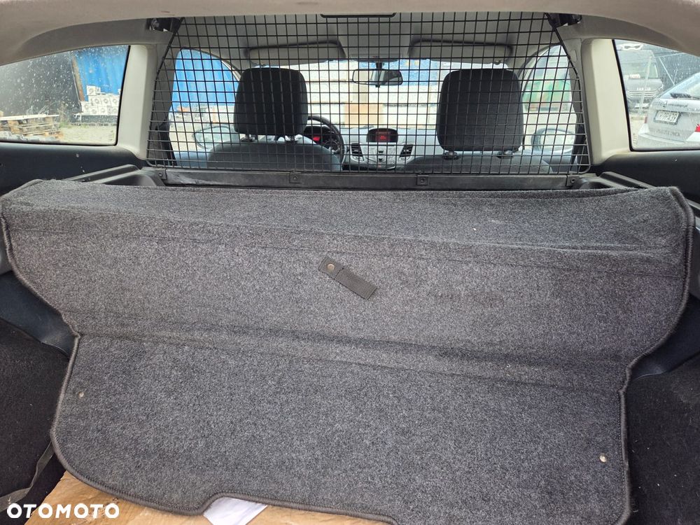 Ford Fiesta - 10