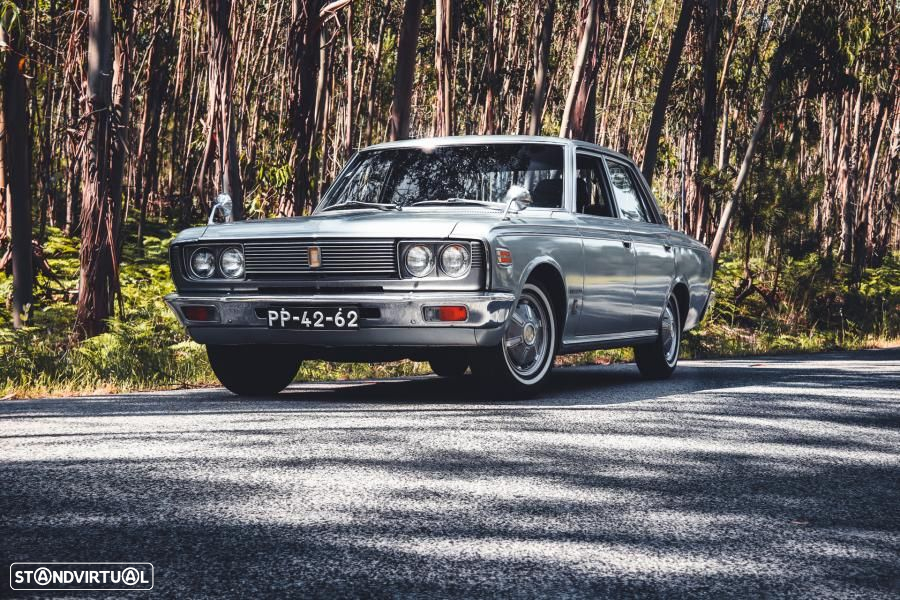 Toyota Crown - 3