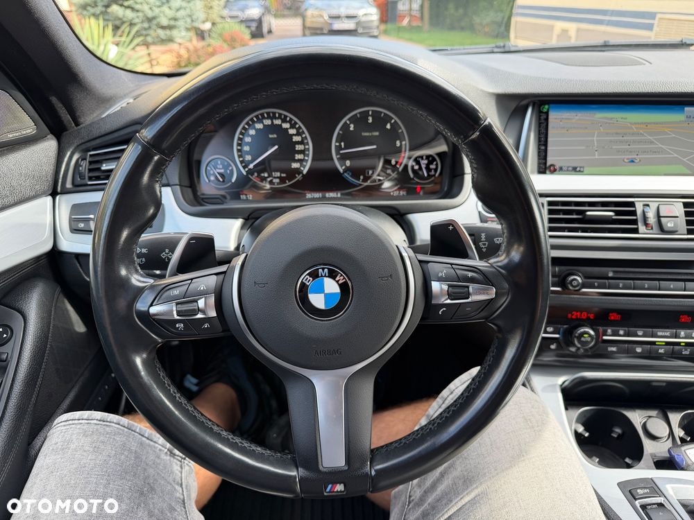 BMW Seria 5 530d xDrive Sport-Aut - 26