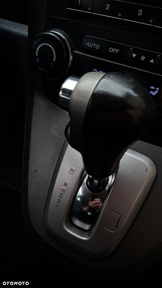 Honda CR-V 2.0i-VTEC Automatik Elegance 50 Jahre Edition - 27