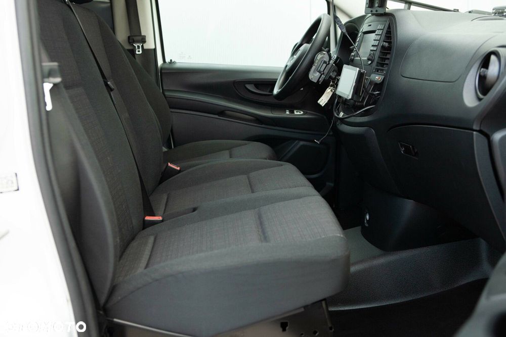 Mercedes-Benz eVito - 24