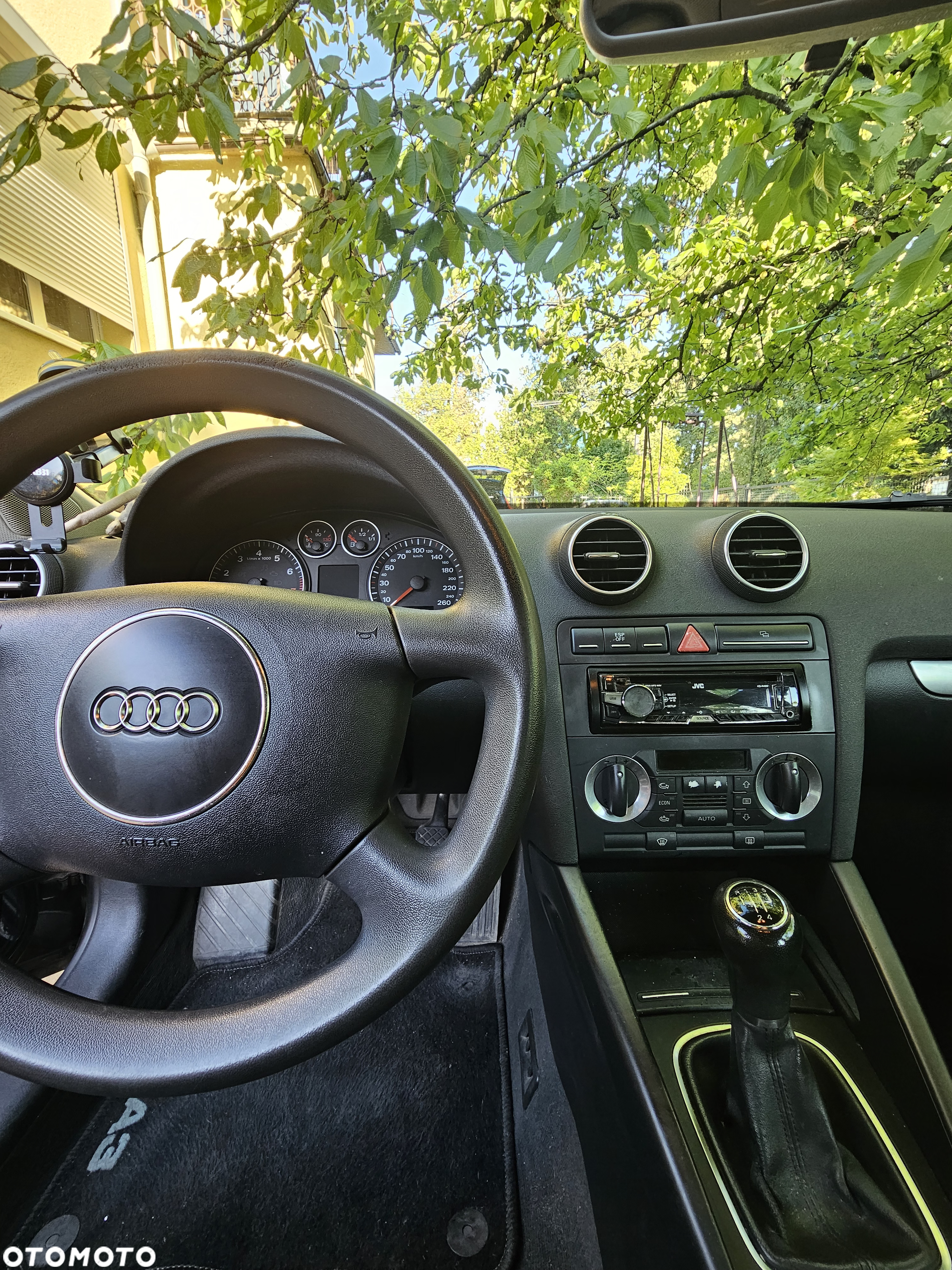Audi A3 1.6 Ambiente - 12
