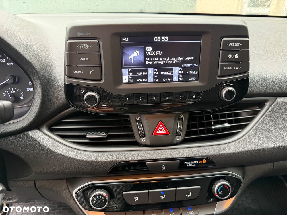 Hyundai i30 1.4 Classic + - 8