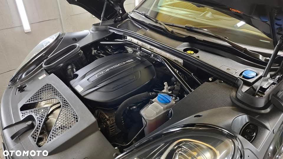 Porsche Macan - 8
