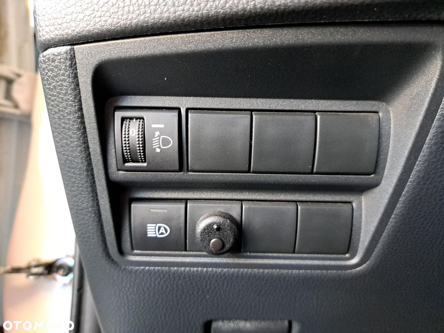 Toyota Yaris Hybrid 1.5 Comfort - 30