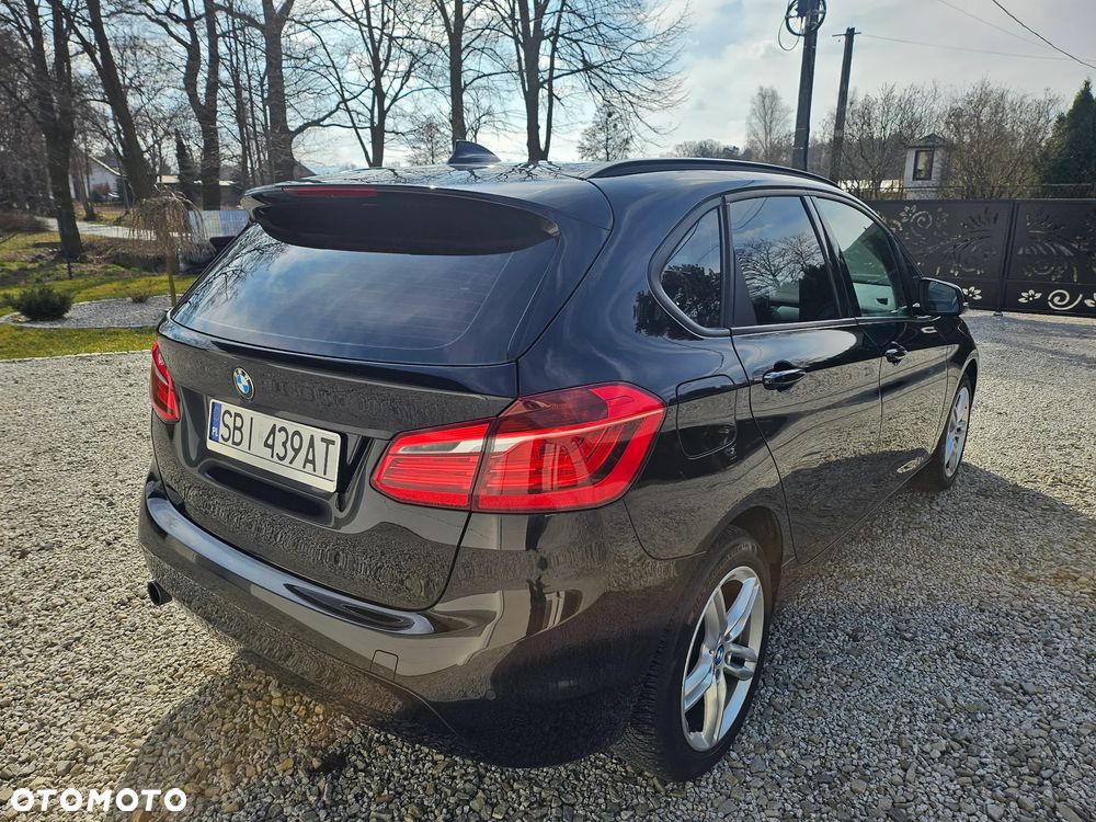 BMW Seria 2 216d Sport Line - 6