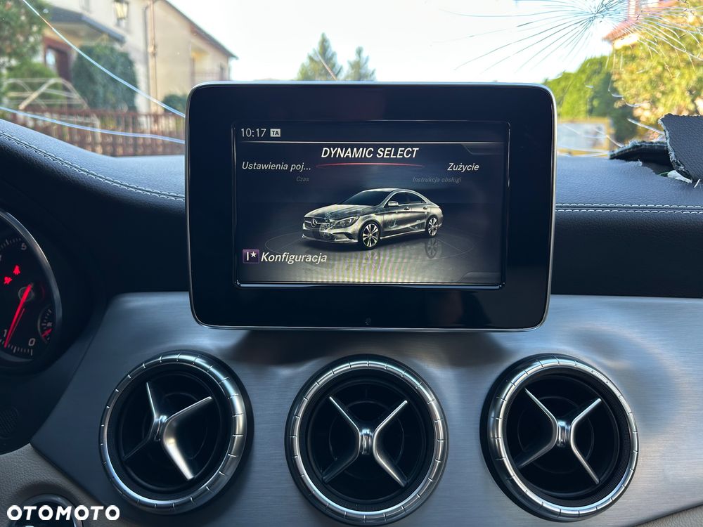 Mercedes-Benz CLA - 26
