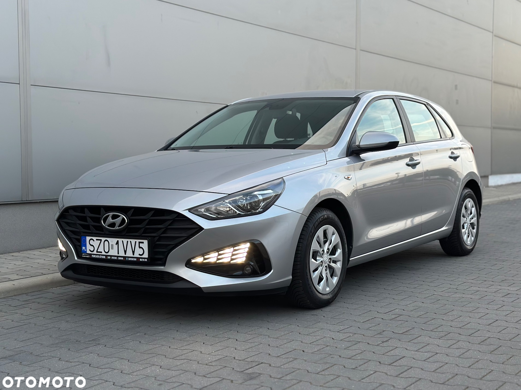 Hyundai i30 1.5 DPI Classic + - 3