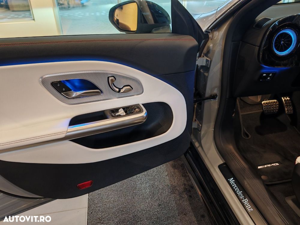 Mercedes-Benz CLA ver-200-4matic-coupe - 12