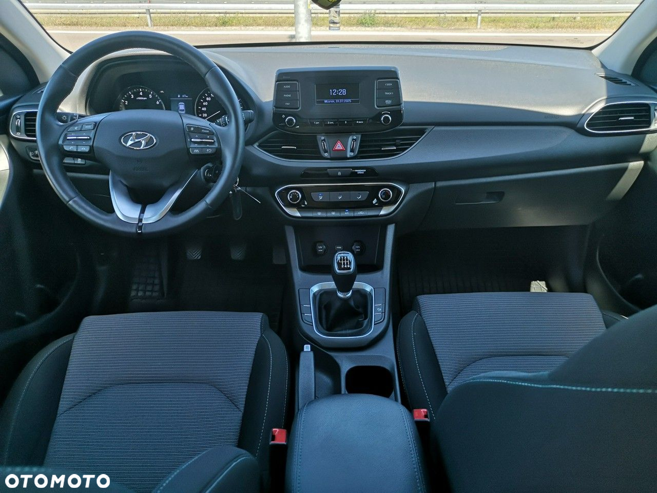Hyundai i30 1.5 DPI Modern - 29