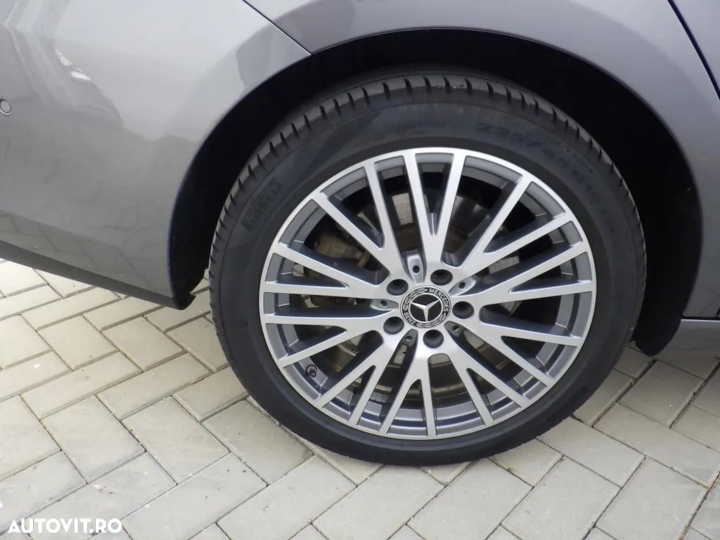 Mercedes-Benz CLA - 8
