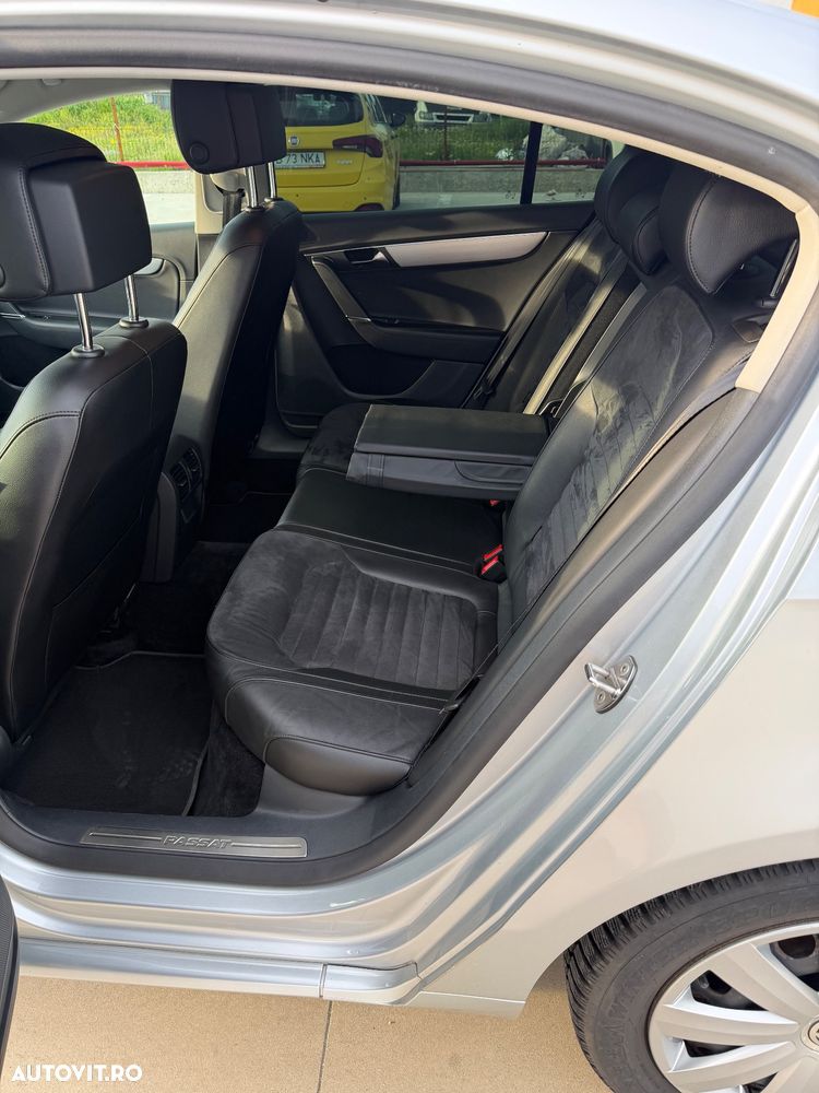 Volkswagen Passat 1.8 TSI Exclusive - 12