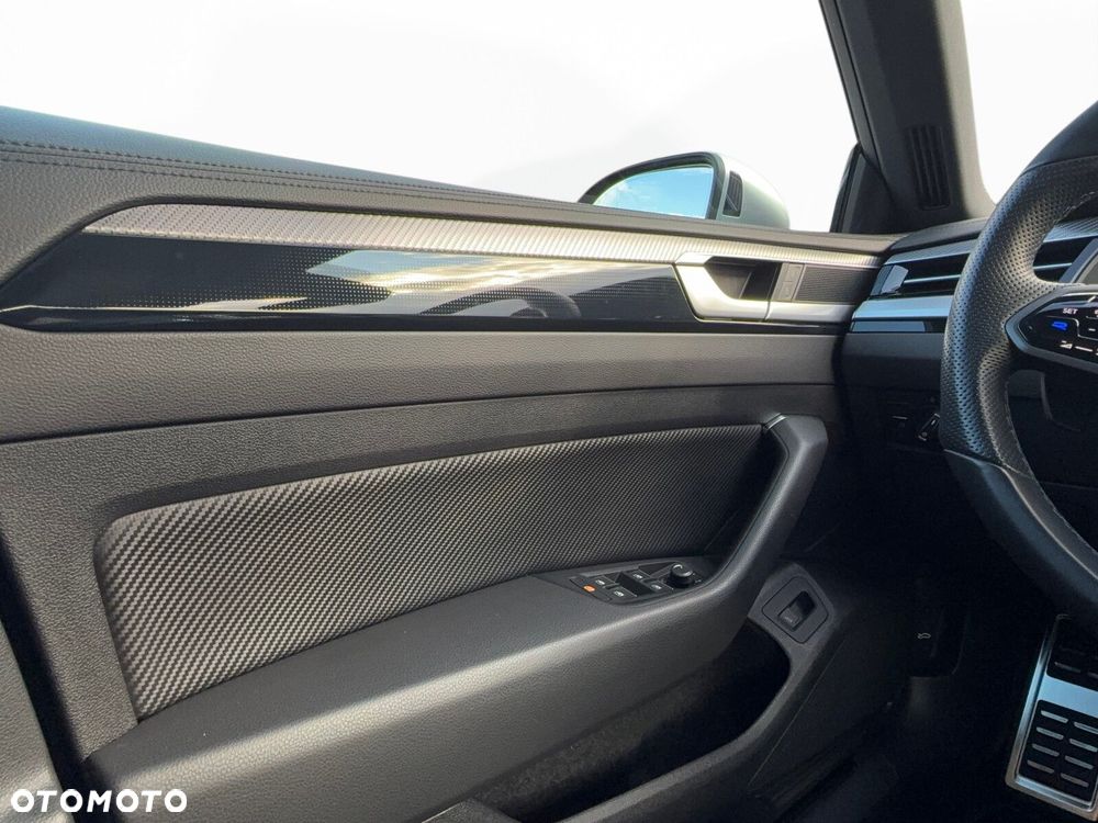 Volkswagen Arteon 2.0 TSI 4Motion R DSG - 23