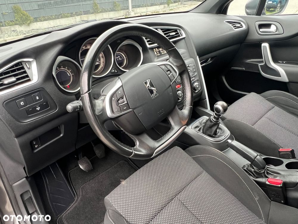 Citroën DS4 PureTech 130 Stop&Start Chic - 22