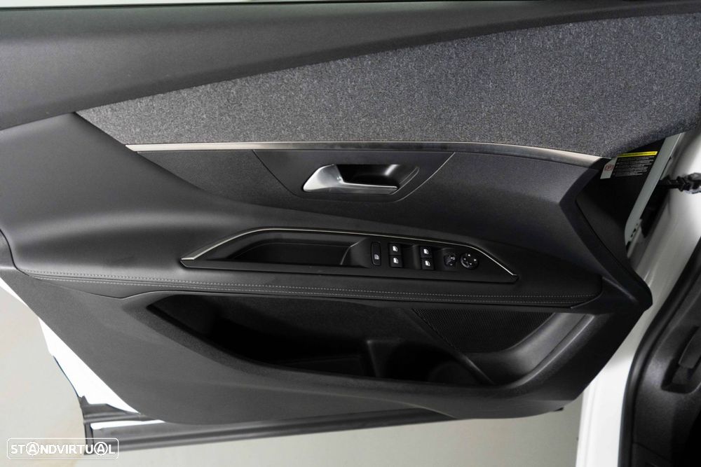 Peugeot 3008 1.2 PureTech Allure Pack - 22