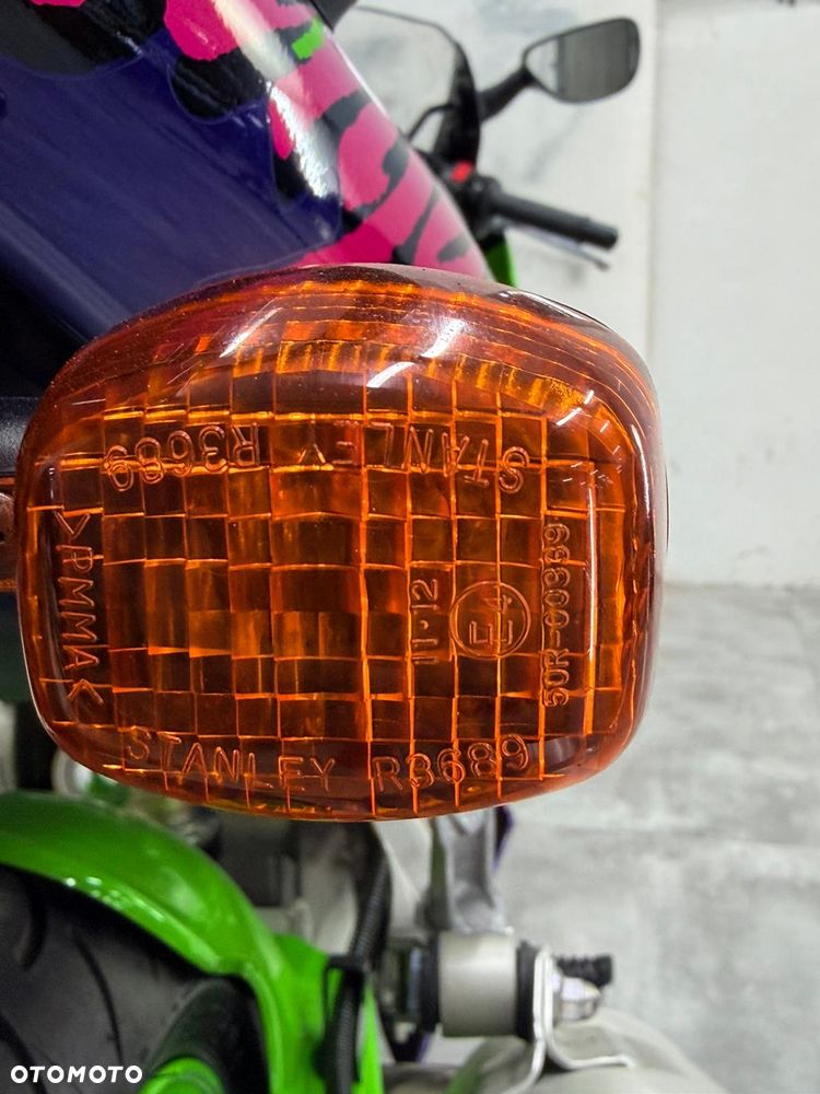 Kawasaki ZXR - 18