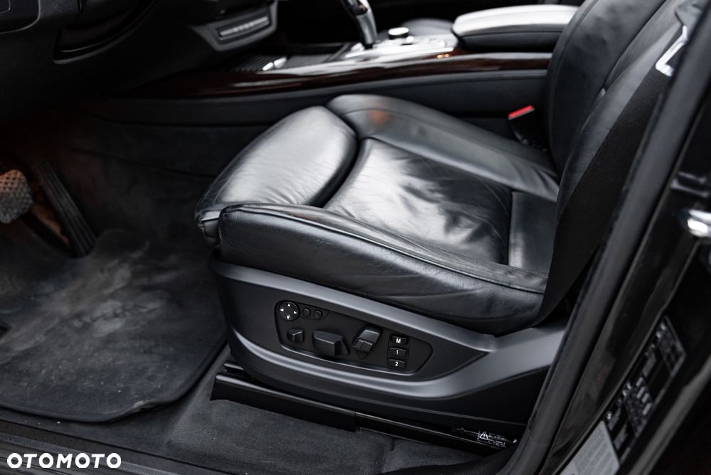 BMW X5 xDrive35d - 17