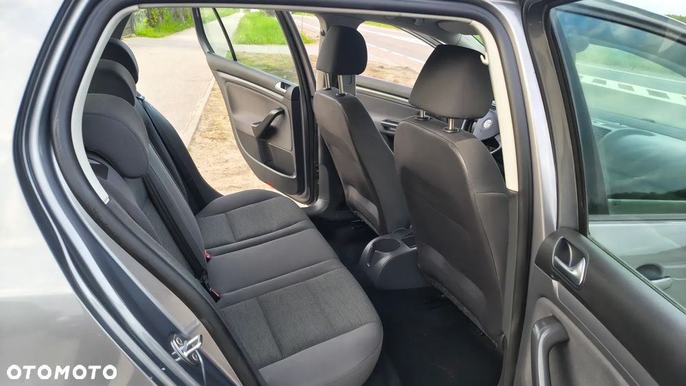 Volkswagen Golf 1.6 United - 22