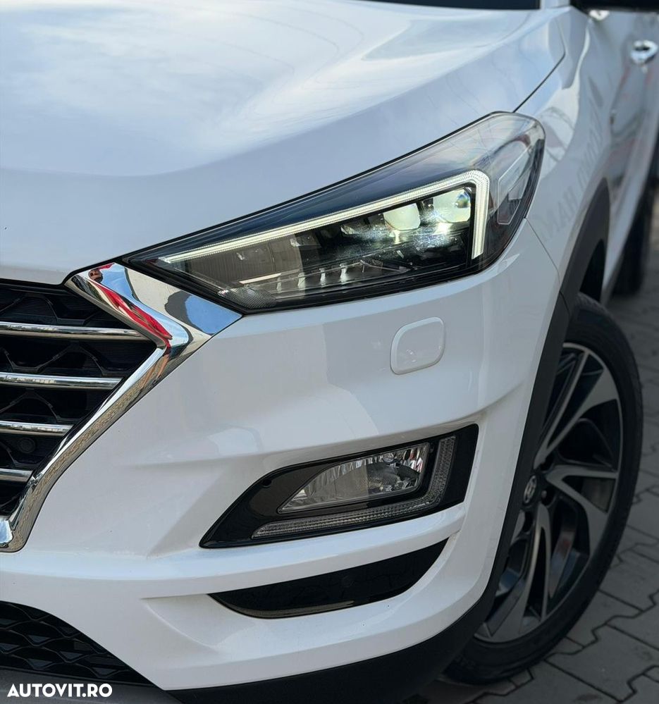 Hyundai Tucson 2.0 CRDI 4WD Automatik Premium - 6