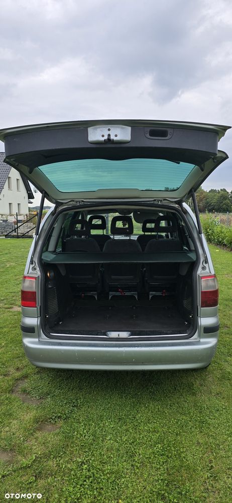 Ford Galaxy - 5