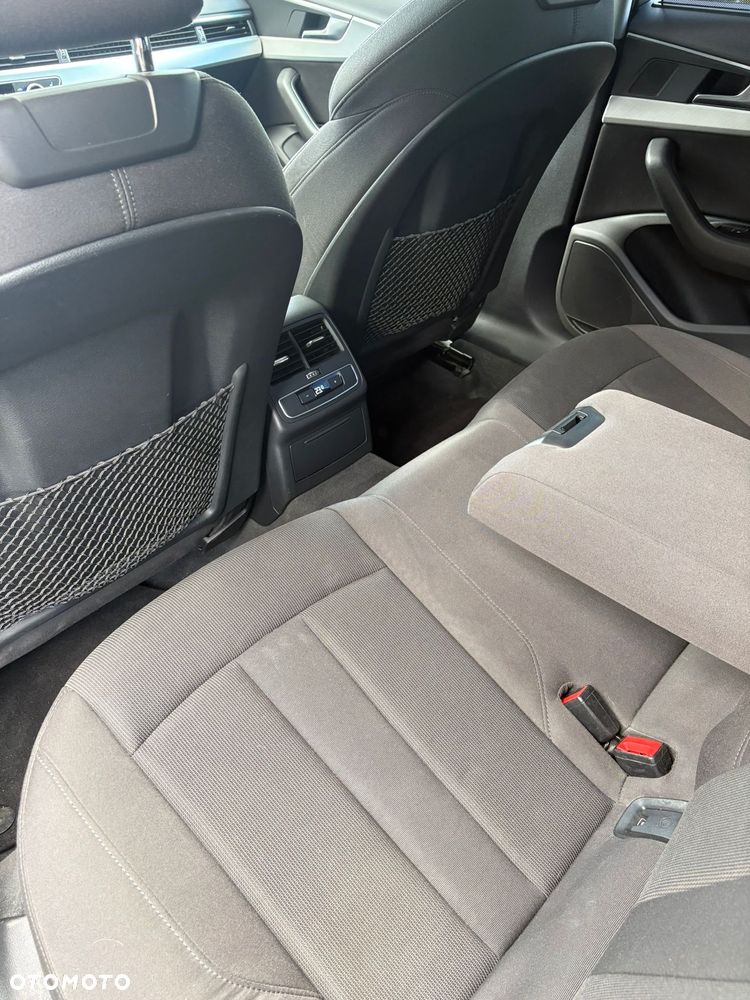 Audi A4 Avant 2.0 TDI - 4