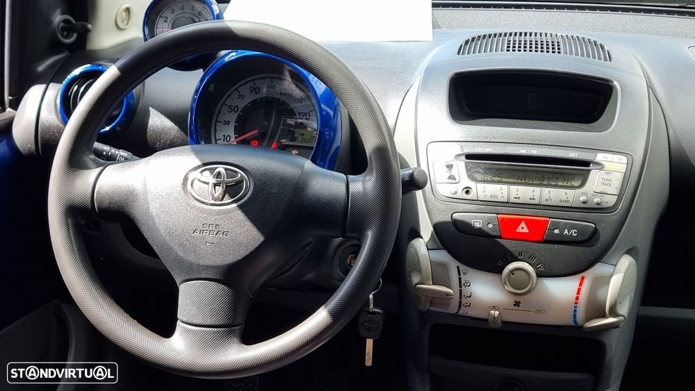 Toyota Aygo 1.0 + AC - 6
