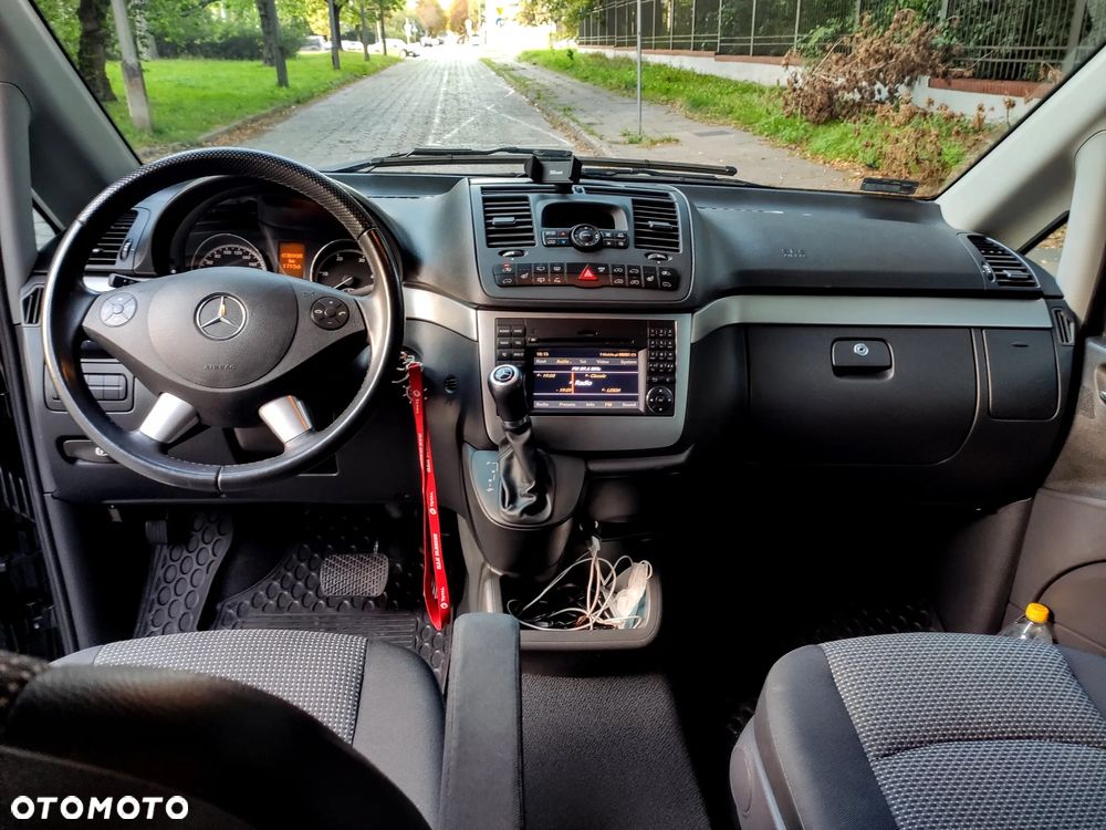 Mercedes-Benz Viano - 12