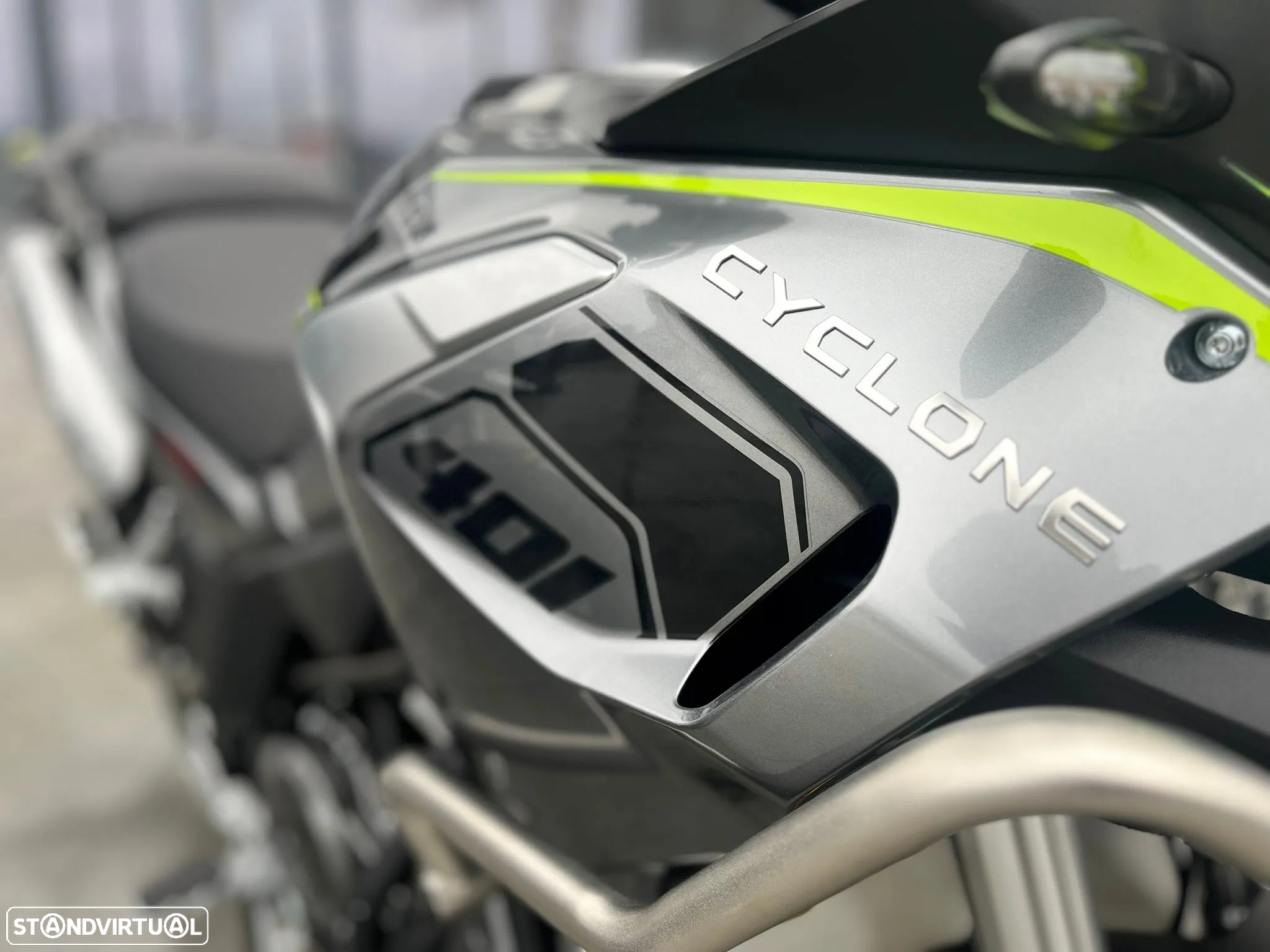 Cyclone RX4 401CC - 15