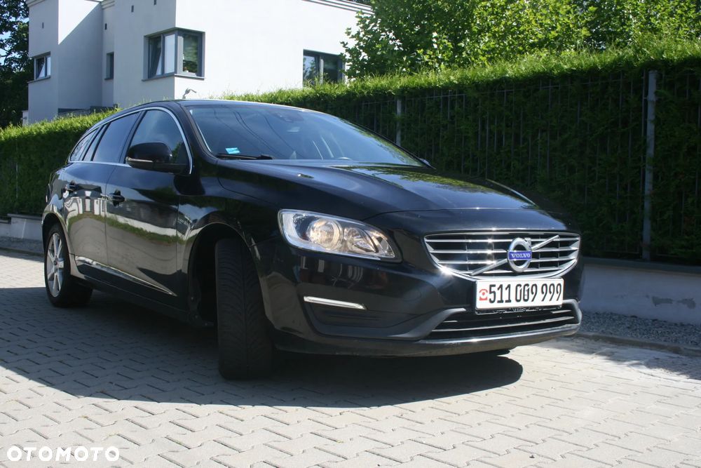 Volvo V60 D3 Drive-E Dynamic Edition (Momentum) - 28