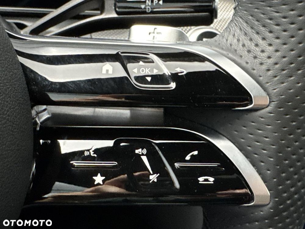 Mercedes-Benz CLE 300 4Matic 9G-TRONIC Edition AMG Line - 17