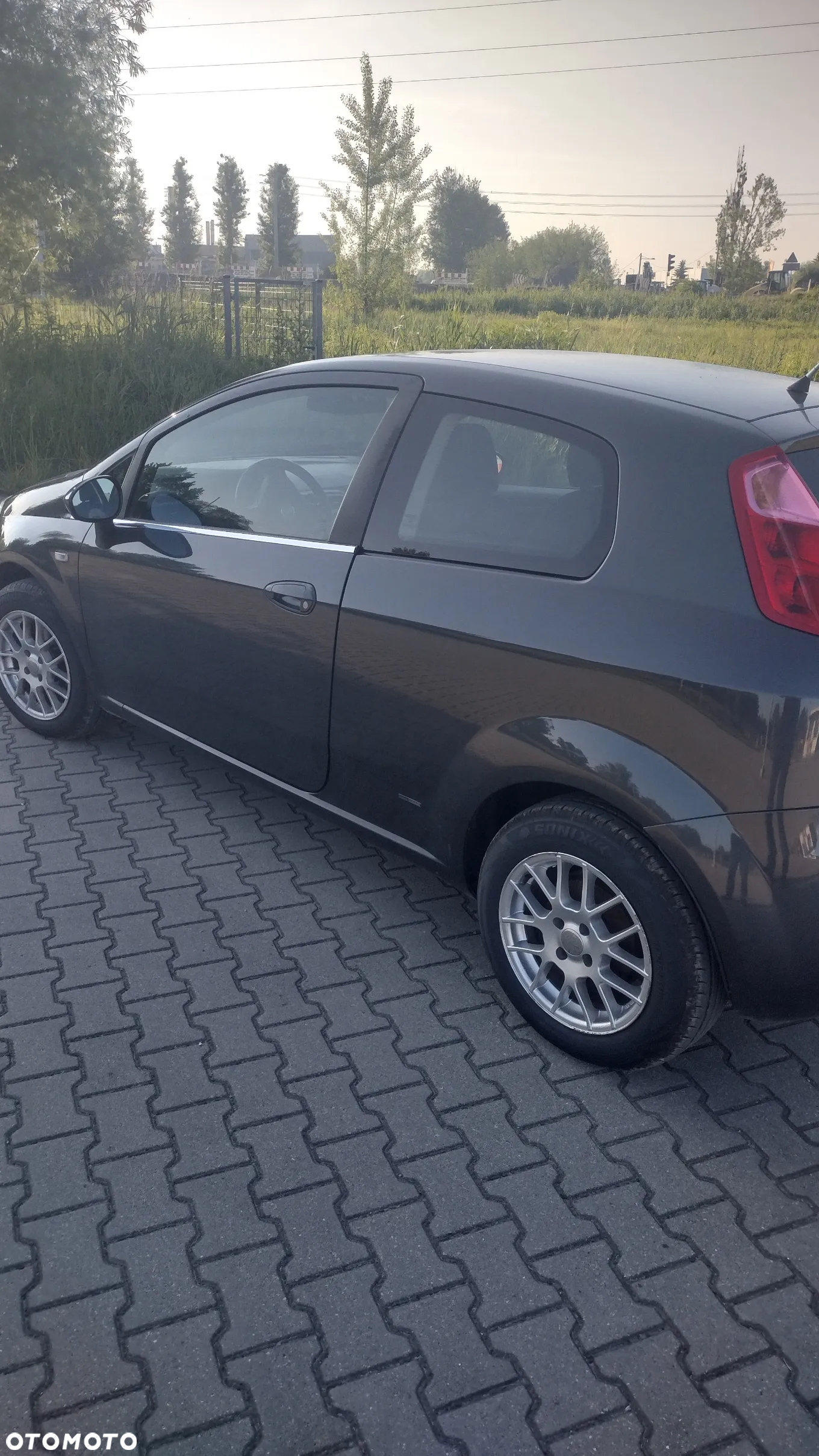 Fiat Grande Punto 1.4 8V - 9