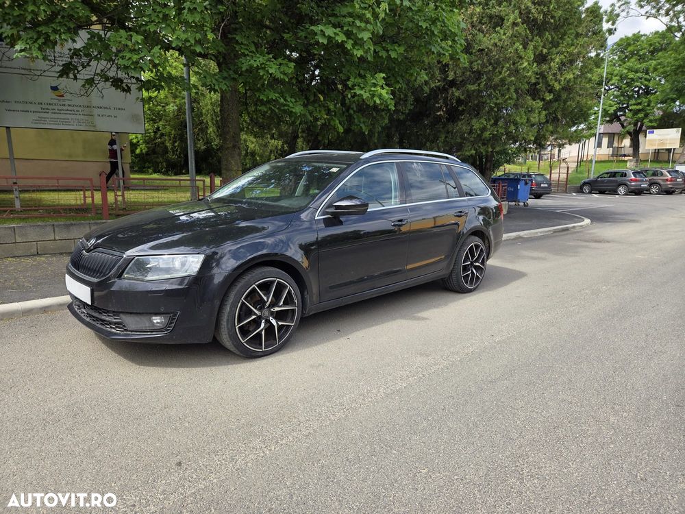 Skoda Octavia 1.4 TSI ELEGANCE DSG - 2