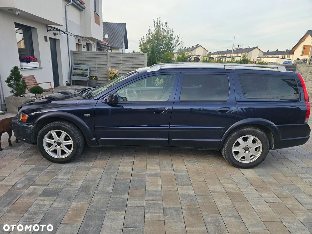 Volvo XC 70 AWD Momentum - 3