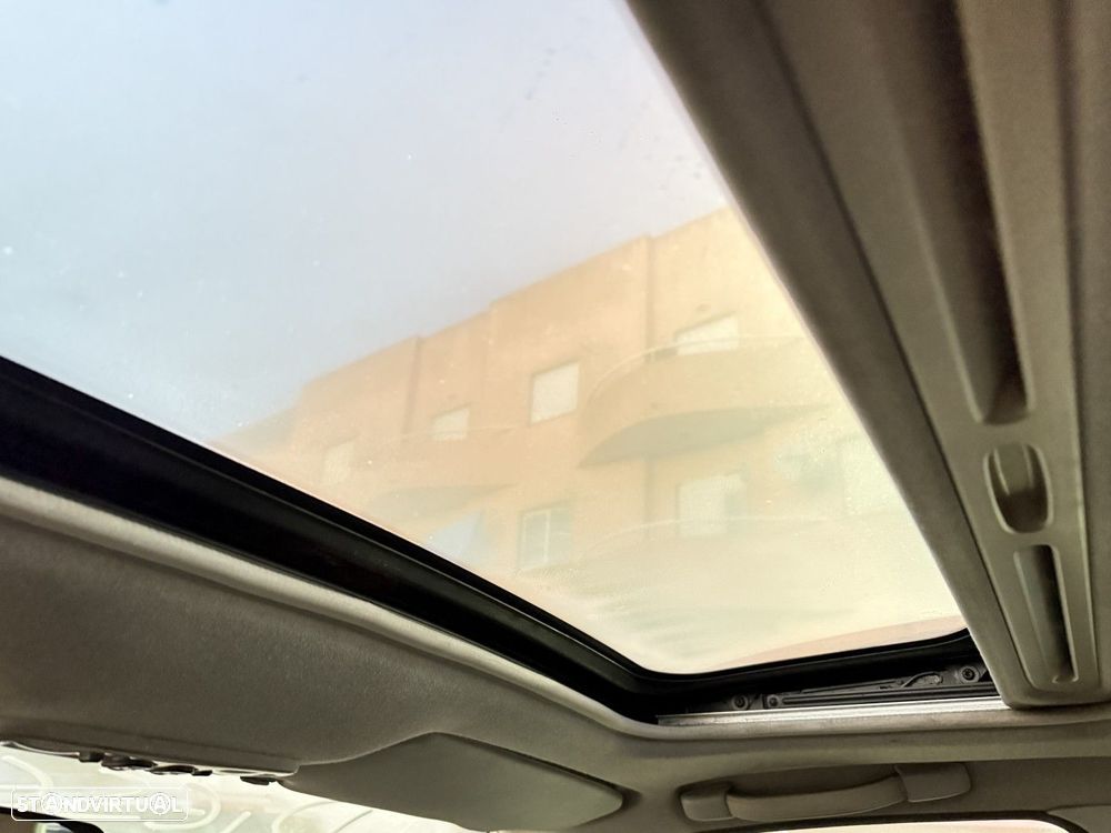 Mazda 626 SW 2.0 TDi GLX - 15