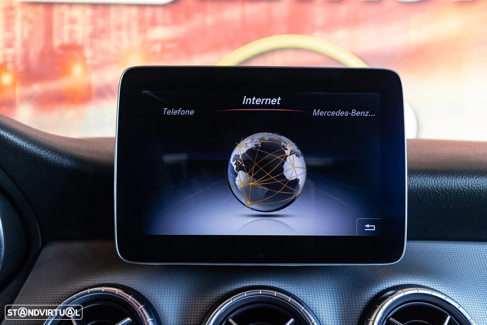 Mercedes-Benz CLA 200 d Urban Aut. - 16