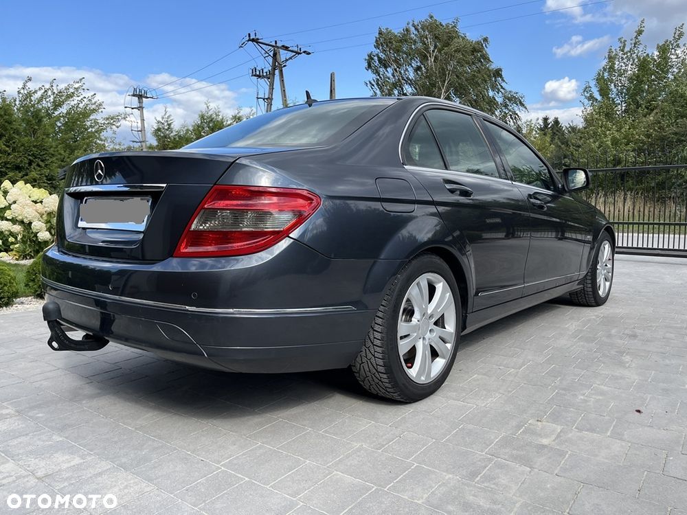 Mercedes-Benz Klasa C 220 CDI DPF Automatik Avantgarde - 15