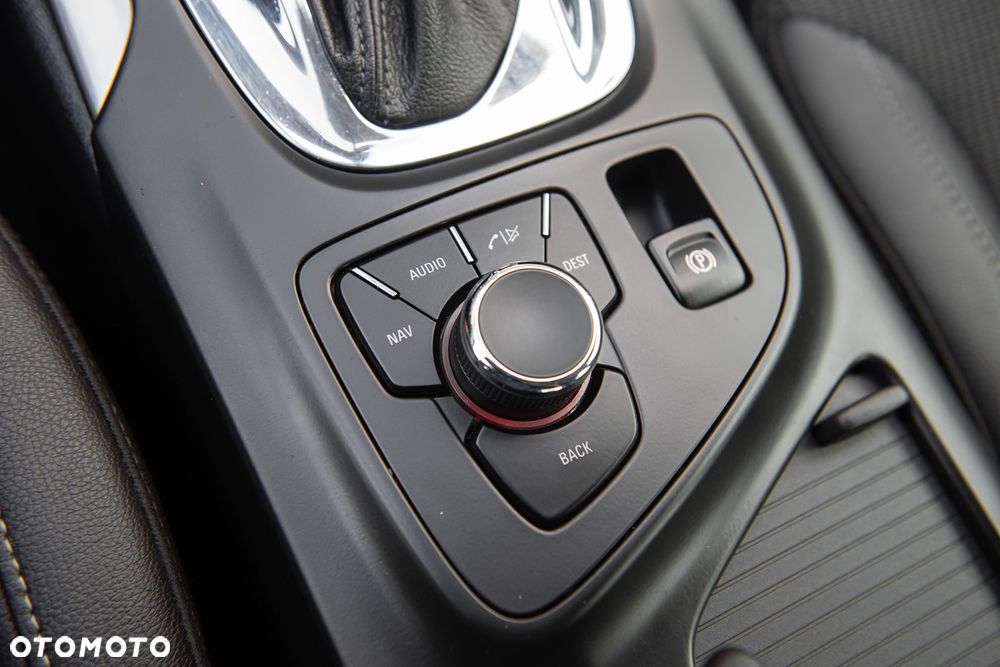 Opel Insignia 2.0 CDTI Cosmo - 23